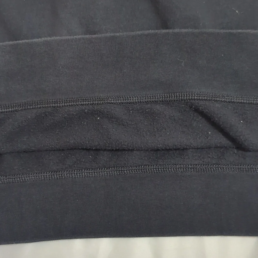 Nike Sportswear Solo Swoosh Men's Fleece Crew, Color Black Size 3XL